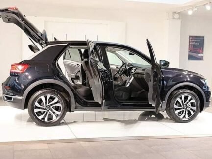 Volkswagen T-Roc 2021 – Image 2