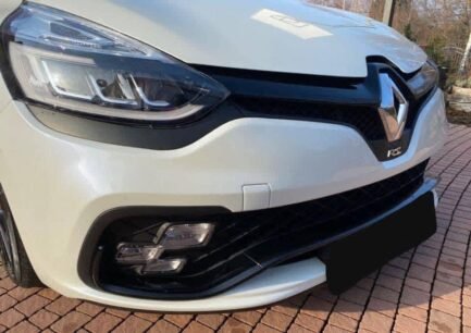 Renault Clio 1.6 R.S. Trophy 220 EDC - 2016 – Image 2