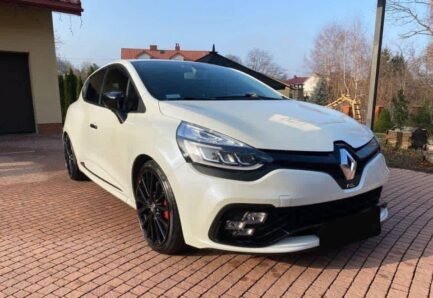 Renault Clio 1.6 R.S. Trophy 220 EDC - 2016 – Image 3
