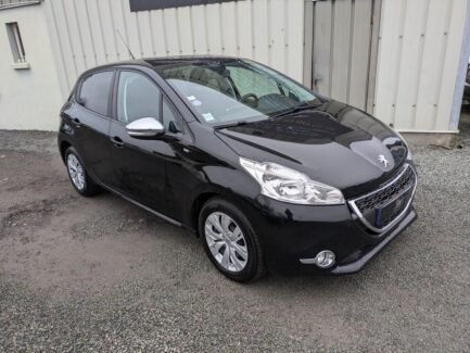 Peugeot 208 Style 1.2 PureTech 82ch BVM5 - 2015